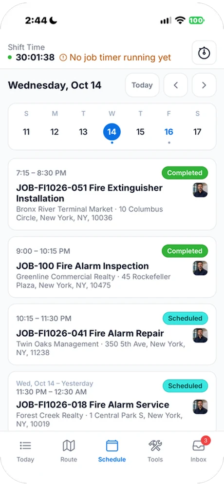 Pantalla real de Forz con la semana y los trabajos del día con su estado
